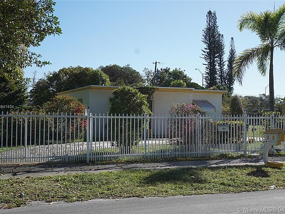 2nd image of 16515 NW 22nd Ct #16515