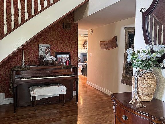 4th image of 41609 Road 52