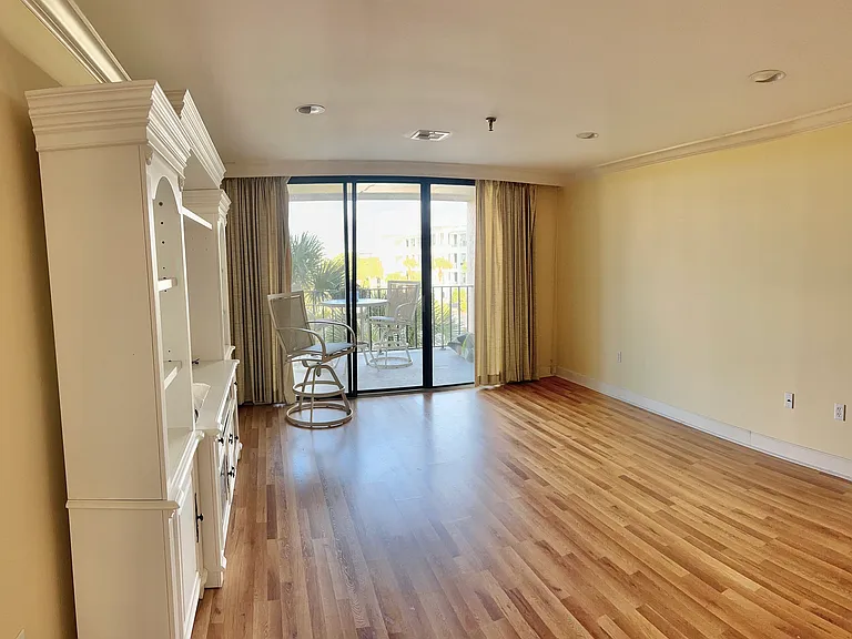 1 Marina Dr #303A — Photo 3