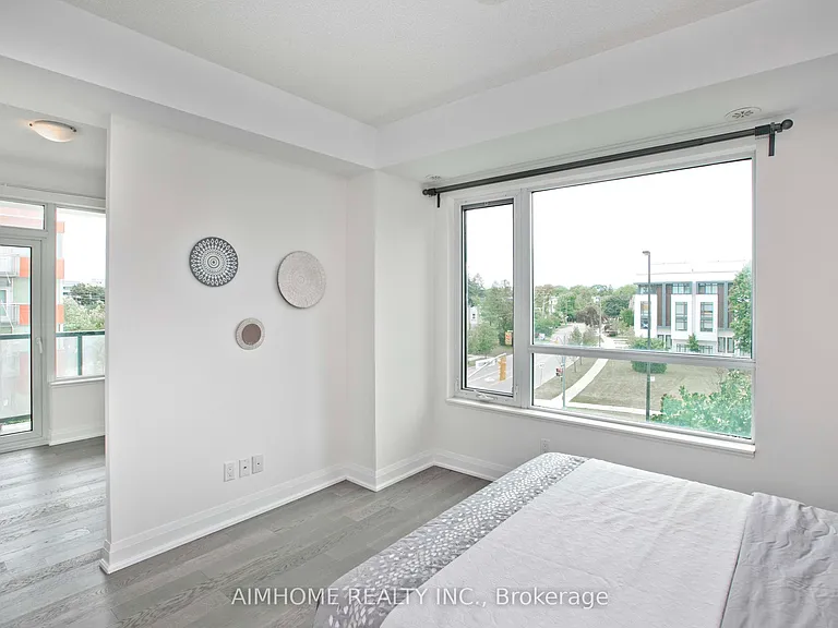 26 Churchill Ave #Townhouse 120 — Photo 23