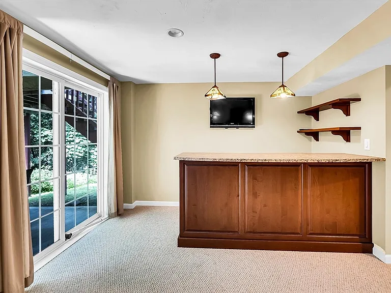 8 Paxton Ct #8 — Photo 39