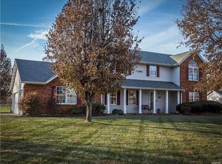 13 Willow Trl, Collinsville, IL 62234