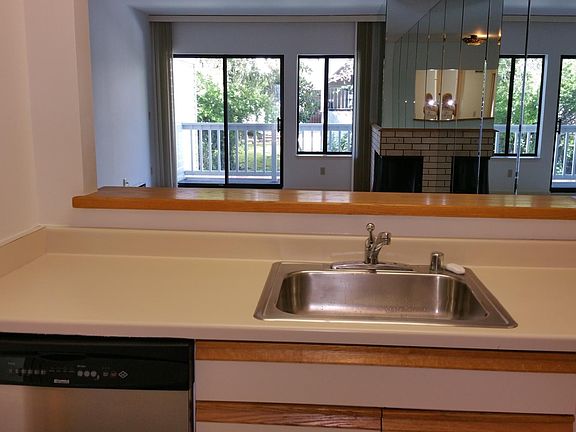 4th image of 1350 California St APT 306