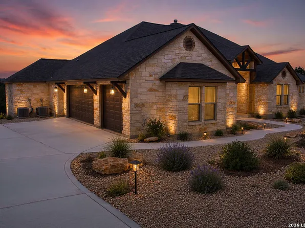 169 LONGWOOD DR, New Braunfels, TX 78132