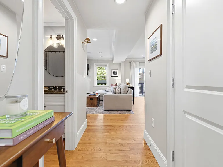 20 Winfield St #2 — Photo 13