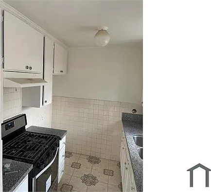 1118 E 17th St #4 — Photo 12