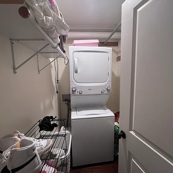 142 Centre St #2 — Photo 9