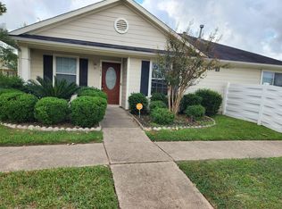 1639 Nichole Woods Dr, Houston, TX 77047