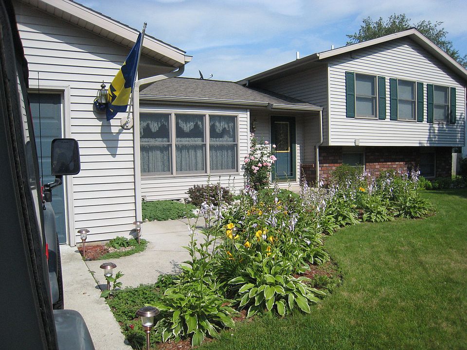 1st image of 464 Westwind Dr