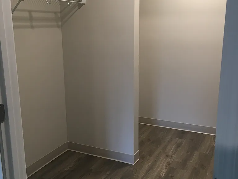 Davis Ridge Apartments — Photo 6