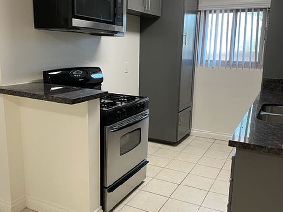 2nd image of 4119 Levelside Ave APT 25