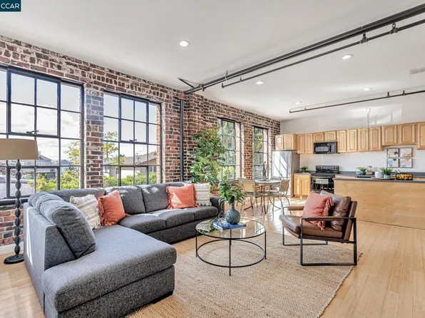 730 29th St APT 202, Oakland, CA 94609