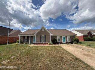 9111 Bentley Woods Dr, Southaven, MS 38671
