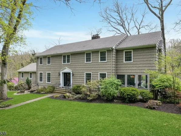 59 Green Hill Rd, Kinnelon Boro, NJ 07405