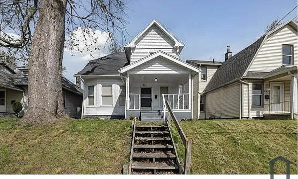 3 bed, 1374 sqft, $1,300 — Photo 4