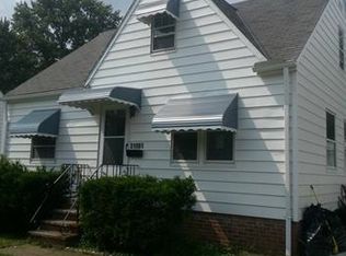 21001 Kenyon Dr, Maple Heights, OH 44137