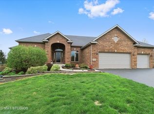 3402 Cypress Dr, Spring Grove, IL 60081