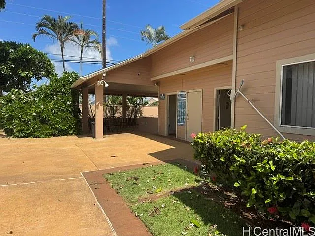 91-1212 Kaneana St — Photo 2