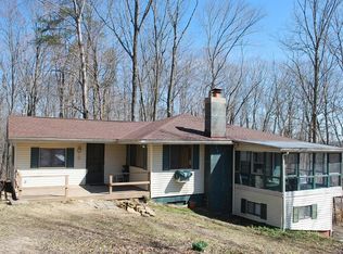 1613 Cardinal Hill Ln, Sugar Grove, OH