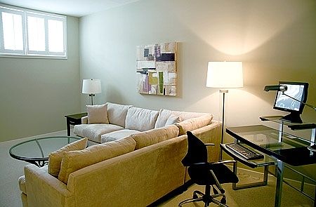 5th image of 2310 E Cary St #2605