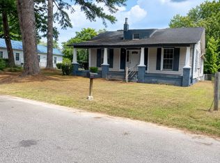 404 McGwigan St, Enfield, NC 27823