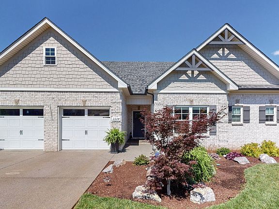 4th image of 2224 Winterdale Dr