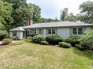 11 Loblolly Ln, Wayland, MA 01778