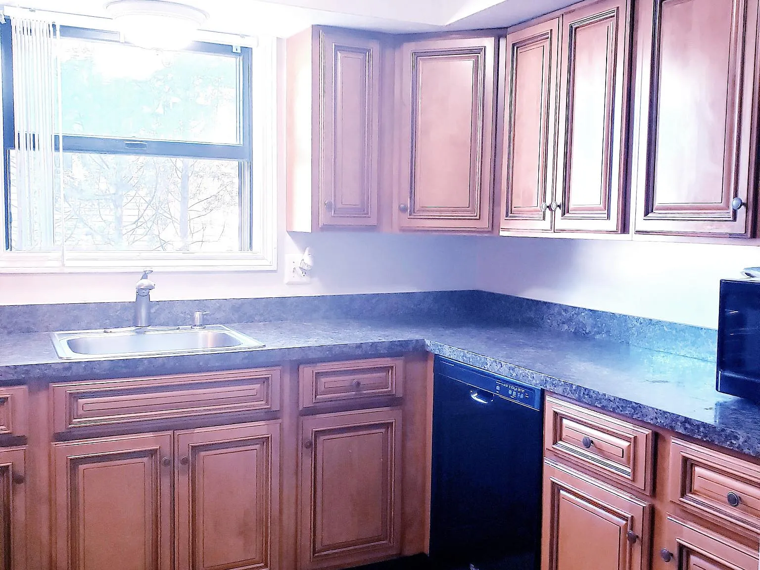 2 bed, 1.5 bath, 1000 sqft, $2,100 — Photo 2