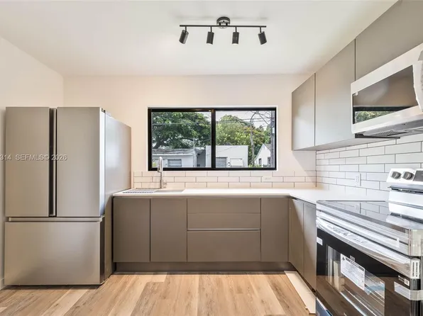 25 NW 78th St APT 1, Miami, FL 33150