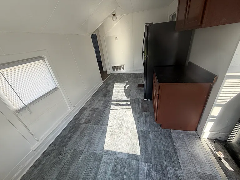 531 N Schuyler Ave #2 — Photo 12