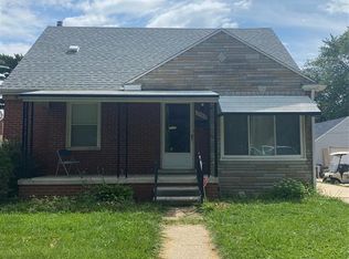 2469 Pingree Ave, Lincoln Park, MI 48146