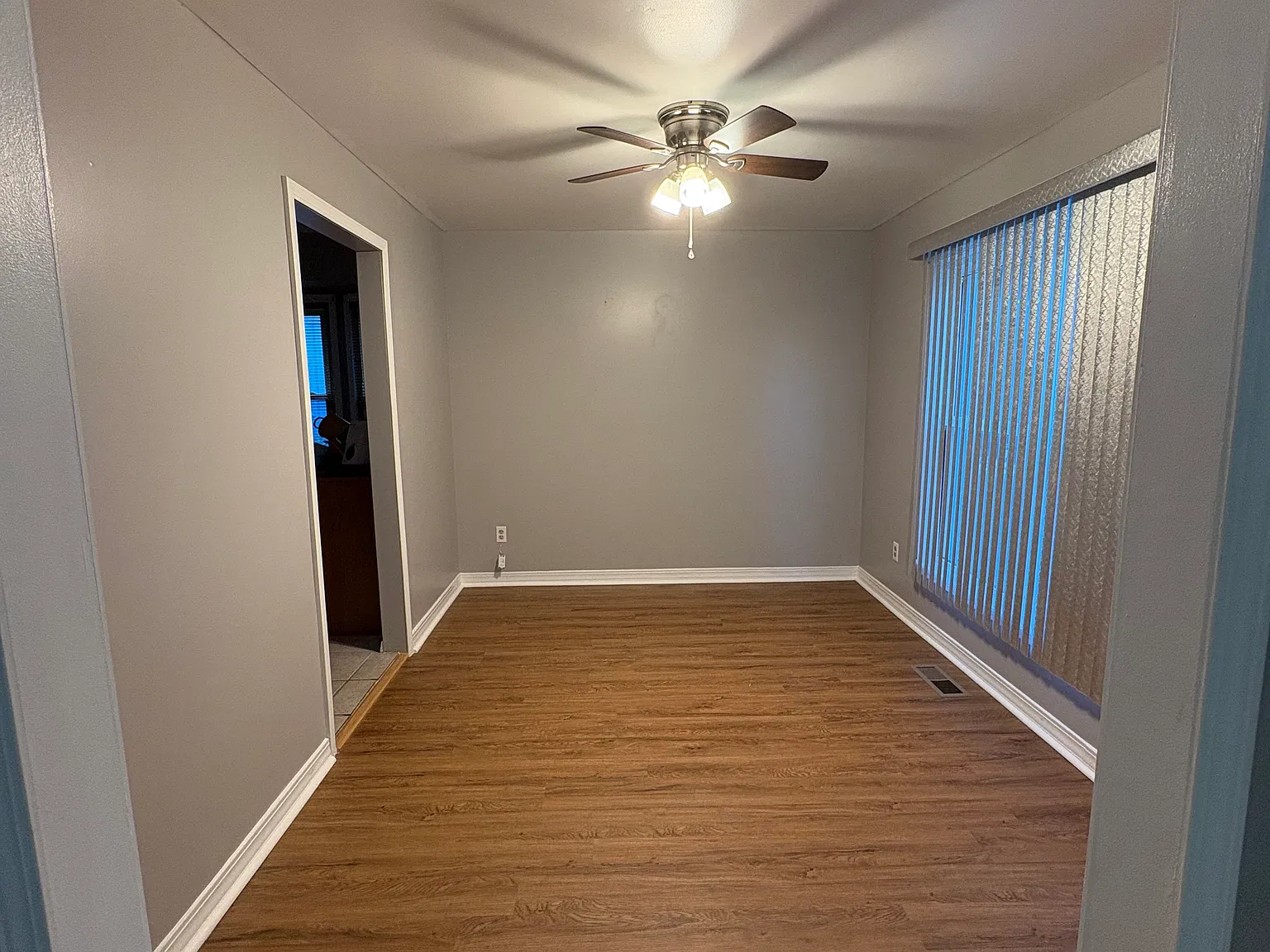 4 bed, 2258 sqft, $2,800 — Photo 4