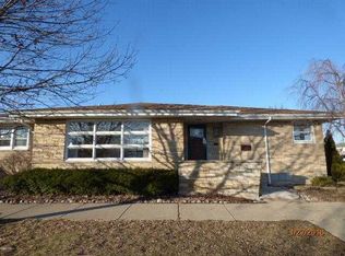 8358 S Kenneth Ave, Chicago, IL 60652