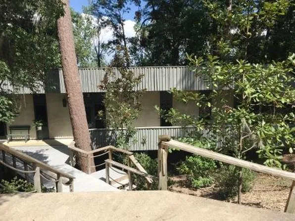 101 Riverside Dr, Eufaula, AL 36027