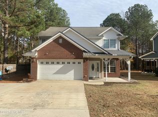 825 Blue Bird Dr, Vass, NC 28394