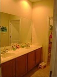 2nd image of 527 Venetian Villa Dr