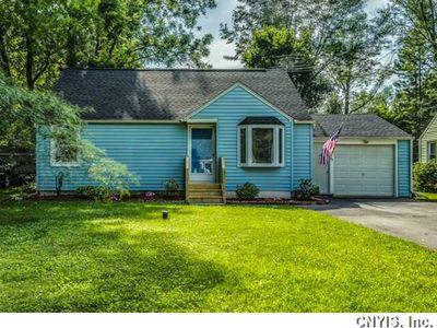 109 Wadsworth Rd, North Syracuse, NY, 13212