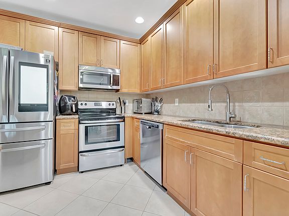 2nd image of 1703 Coastal Bay Blvd