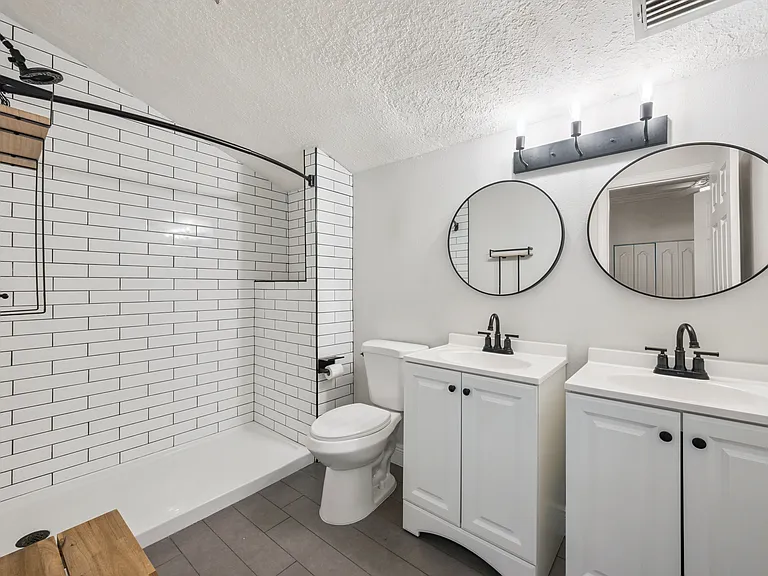1417 Belgrade Ave #A — Photo 21