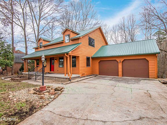 2nd image of 126 Claremont Rd