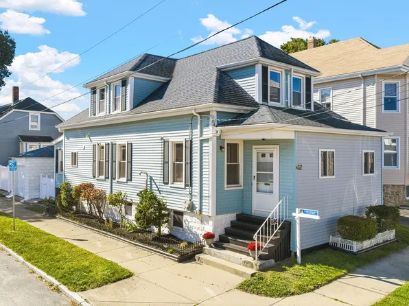 82 Princeton St, New Bedford, MA 02745
