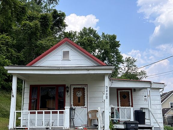 5th image of 4131 Monroe St