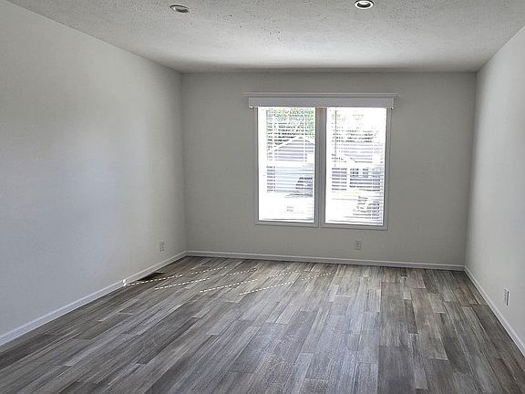 4th image of 6873 Eagle St