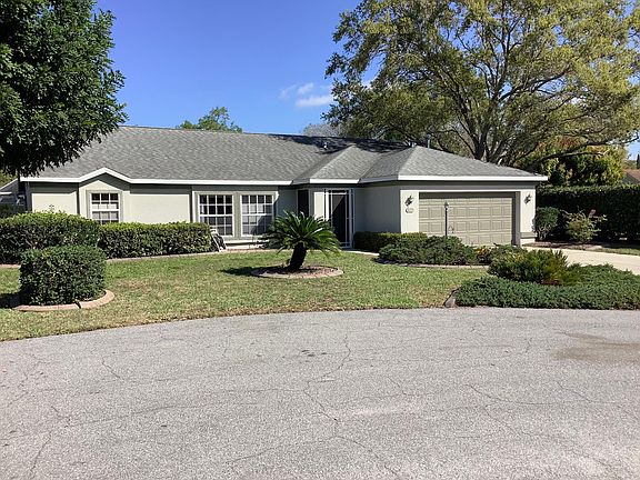 3rd image of 4637 Hamlets Grove Dr