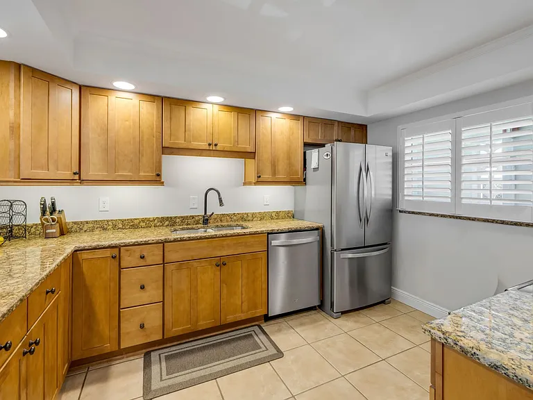 315 N Causeway C304 — Photo 11