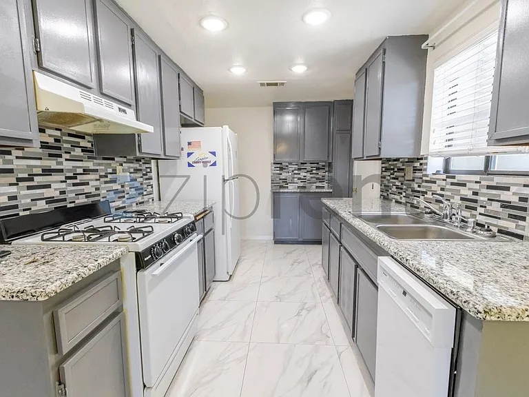 28238 Corte Retiro — Photo 8