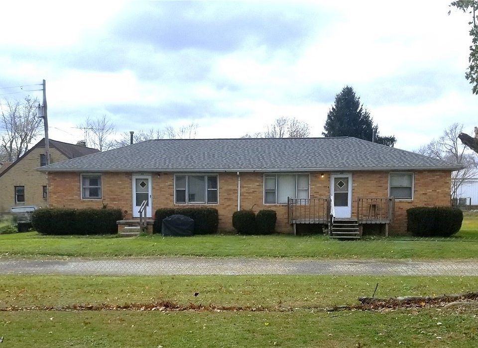 1st image of 3189-3197 Albrecht Ave