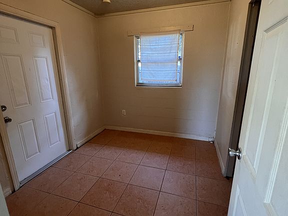 5th image of 808 Johnson St #1