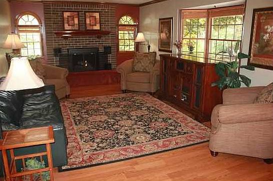 4th image of 3918 Laurel Oak Cir