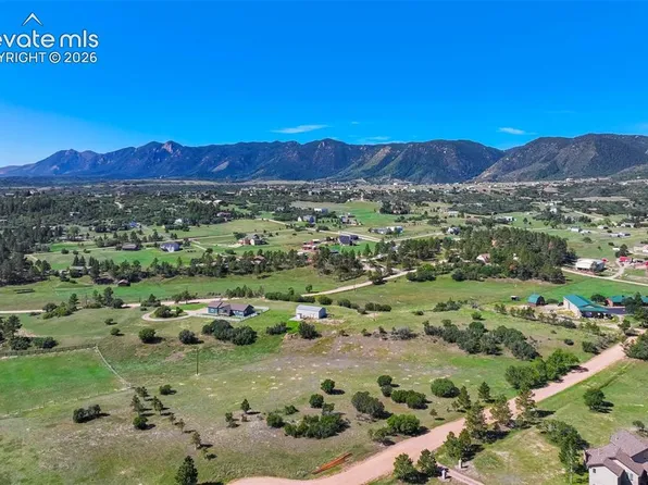 10 Schilling Ave, Monument, CO 80132
